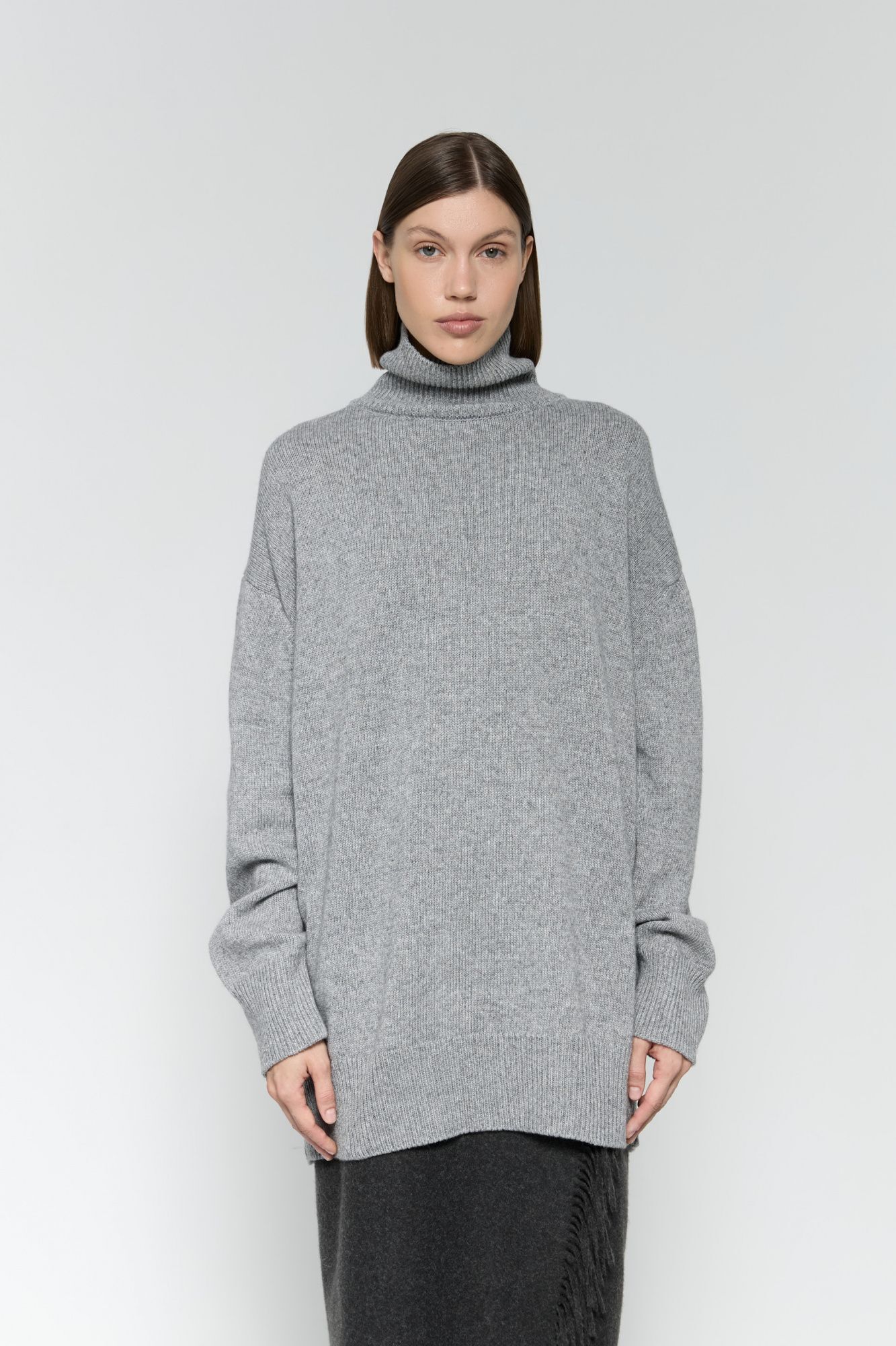 Зона комфорта. Уютные свитера и джемперы для осени и зимы 2025 (фото 26)