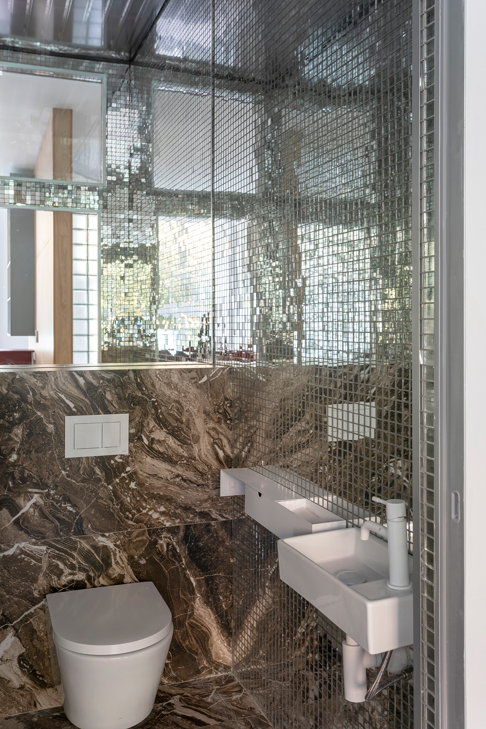 Маршрутный лист: обновленная парикмахерская Birdie на Маяковской (фото 15)