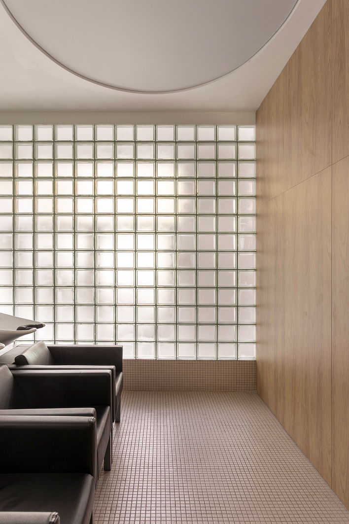 Маршрутный лист: обновленная парикмахерская Birdie на Маяковской (фото 23)