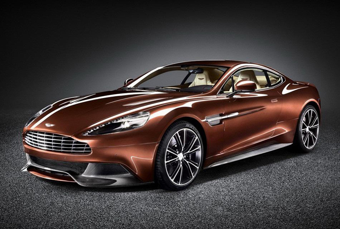 Aston Martin Vanquish (фото 2)