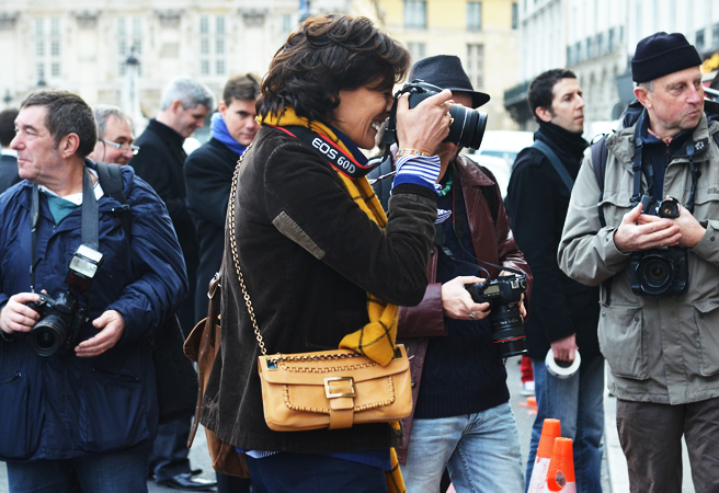 Haute Couture в Париже: streetstyle. Часть 1 (фото 16)