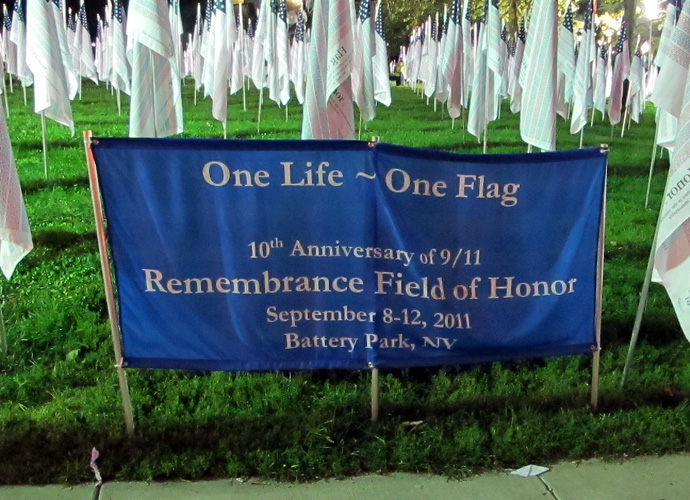 Траурные мероприятия на Ground Zero и в Battery Park (фото 7)