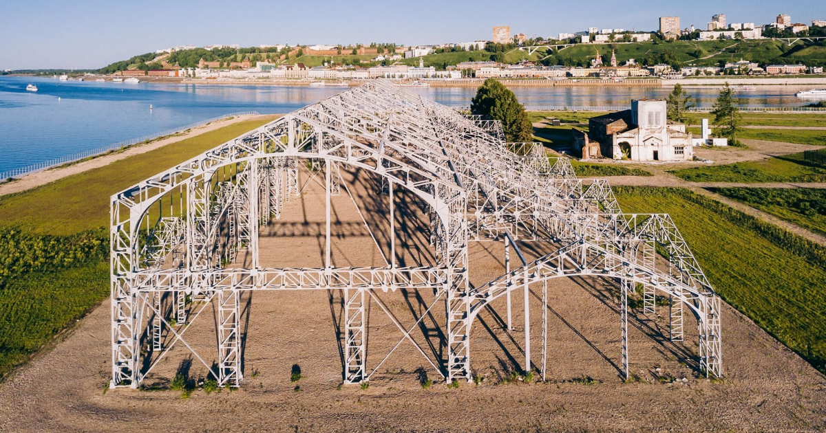 Пакгаузы на стрелке фото