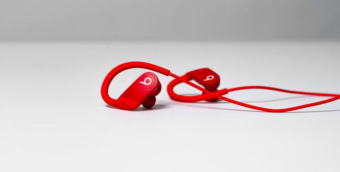 Beats by Dr. Dre представил новые спортивные беспроводные наушники