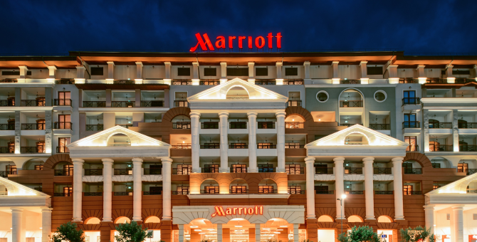 Сеть отелей Marriott ограничила деятельность в России