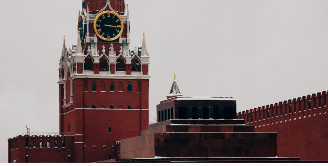 Московский бизнесмен предложил перекрасить стены Кремля в белый цвет