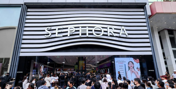 Sephora сокращает рабочие места в Китае