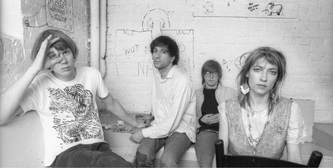 Группа Sonic Youth выпустит лайв-альбом