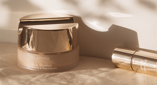 Выбор Buro 24/7: минеральная пудра Skin Illusion от Clarins