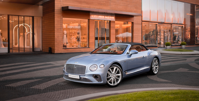 Компания Bentley представила новый кабриолет Continental GT Convertible