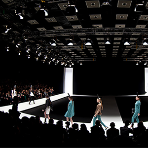 Видео 360 градусов с Mercedes-Benz Fashion Week