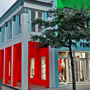 Курс на Майами: Fendi открыл бутик в Miami Design District