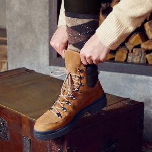 Лоферы, ботинки для трекинга и экокроссовки — в осенне-зимней коллекции Geox
