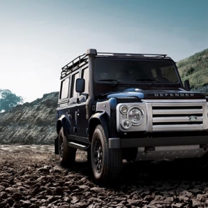 Специальная серия Land Rover Defender для российских дорог