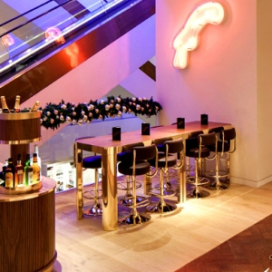 Новый pop-up бар Mark's bar в Selfridges от Lee Broom