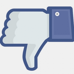 Facebook показал палец кнопке Like