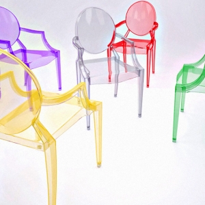 Компания Kartell – чудеса из прозрачного пластика