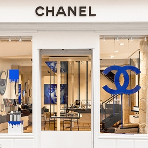 Chanel открыл бьюти-бутик в Париже