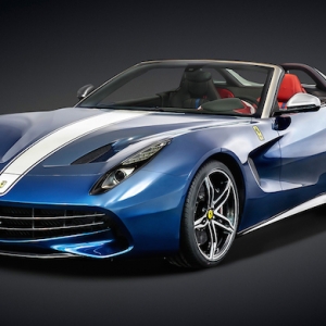 Ferrari F60 America: по случаю 60-летия выхода на американский рынок