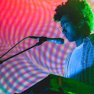 Toro Y Moi представил неизданные композиции