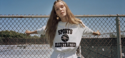 Sports Illustrated выпустил коллаборацию с ритейлером Nasty Gal