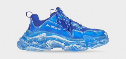 Balenciaga представил пять новых оттенков кроссовок Triple S