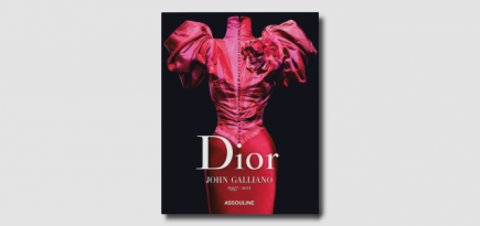 Dior выпустил книгу о работе Джона Гальяно