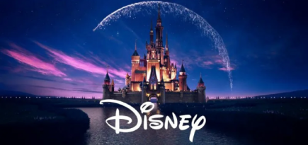 Студию Disney обвиняют в недоплатах работницам 150 миллионов долларов