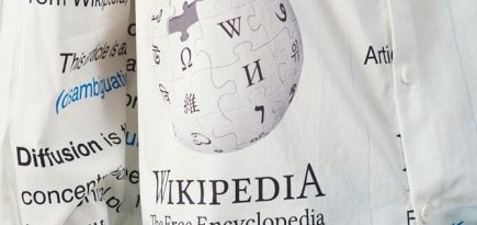 Wikipedia выпустила капсульную коллекцию с Études