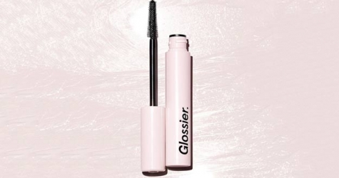 Glossier выпустил тушь для веганов, которая оказалась совсем не веганской