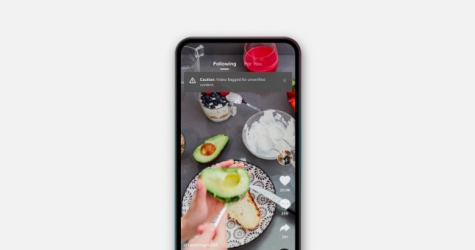 TikTok начнет предупреждать пользователей о видео с недостоверной информацией