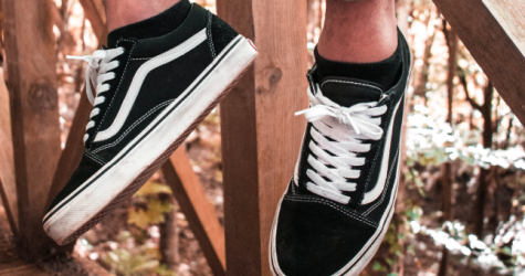 Российские магазины Vans приостановят работу