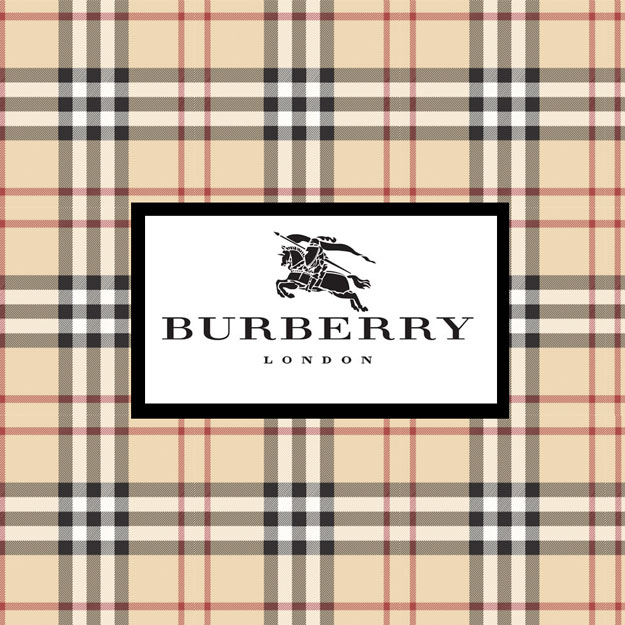 На Farfetch появятся архивные вещи Burberry