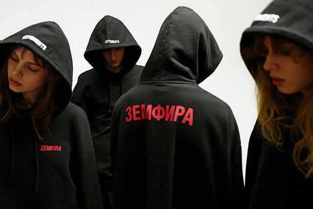 Vetements выпустил толстовку \"Земфира\"