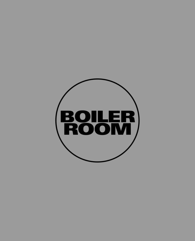 В Москве пройдёт «секретная» вечеринка Boiler Room и Ballantine's