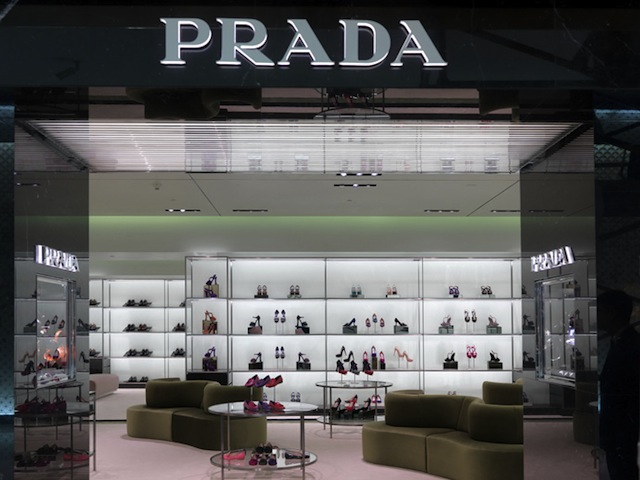 Компания Prada отрицает обвинения в уклонении от налогов