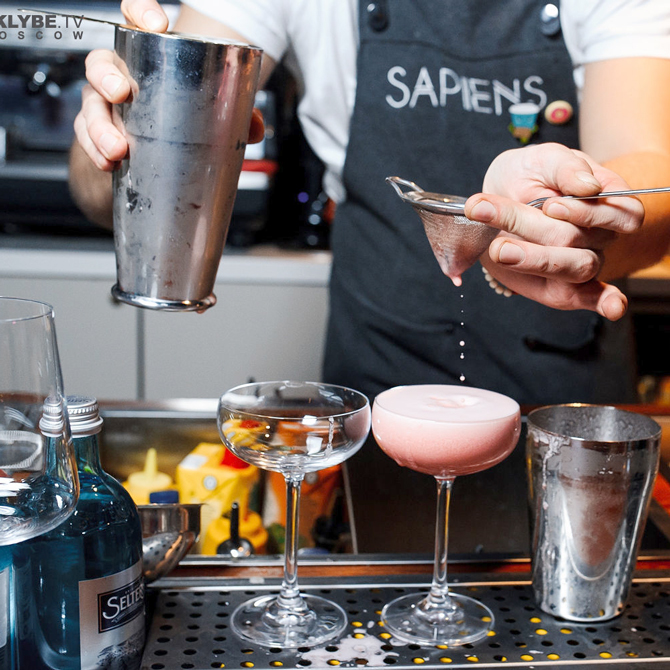 Крио-коктейли и баттл барменов в Sapiens Kitchen & Bar