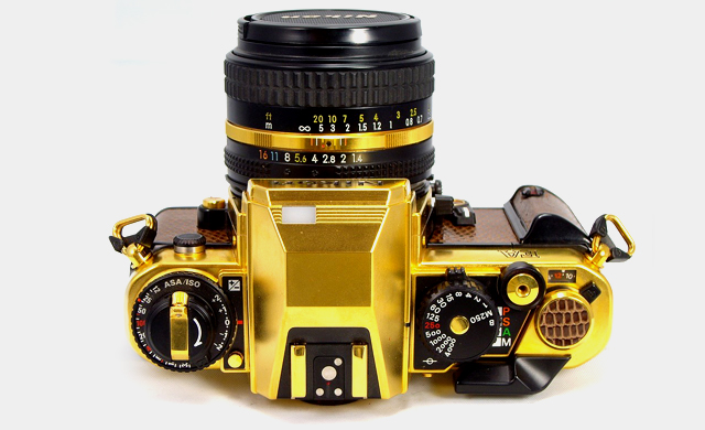 Пленочная камера Nikon FA из чистого золота