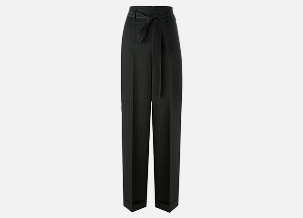 Брюки, Helmut Lang<p><a target=\"_blank\" href=\"https://www.farfetch.com/ru/shopping/women/helmut-lang---item-11837892.aspx?storeid=9983&amp;from=listing&amp;tglmdl=1\">Farfetch</a></p>