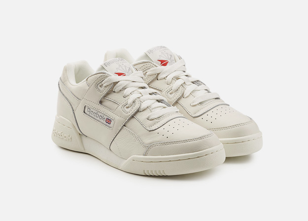 Кроссовки, Reebok<p><a style=\"\" target=\"_blank\" href=\"https://www.stylebop.com/en-gb/women/workout-vintage-leather-sneakers-285895.html?ranMID=35563&amp;tmad=c&amp;tmcampid=17&amp;tmclickref=Hy3bqNL2jtQ&amp;campaign=affiliate/linkshare/uk&amp;utm_source=linkshare_uk&amp;utm_medium=affiliate&amp;utm_campaign=Hy3bqNL2jtQ&amp;utm_content=1&amp;ia-pmtrack=50440005&amp;ranSiteID=Hy3bqNL2jtQ-WDsOcF8DK9K1Lrd4SpQBNA\">stylebop.com</a></p>