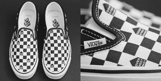 Vans выпустил слипоны с лого Dover Street Market вместо «шашечек»