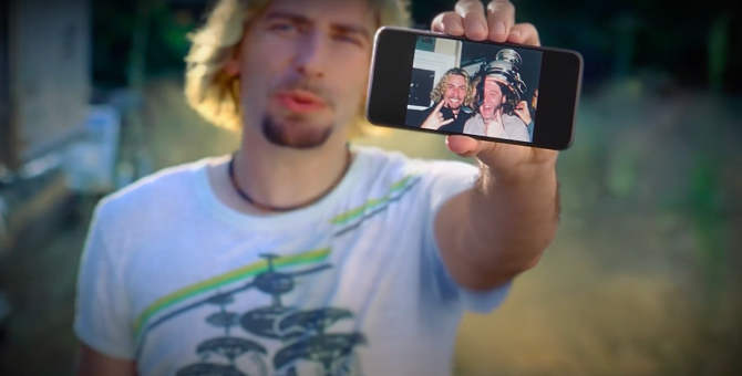 Группа Nickelback переделала песню и клип «Photograph» для рекламы Google Photos