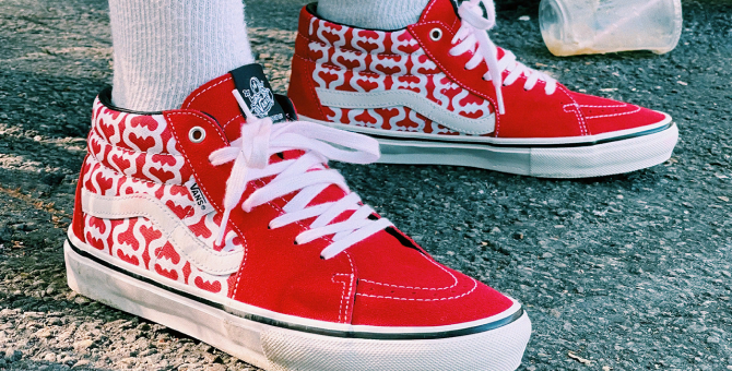 Supreme и Vans представили обновленные версии кед Skate Grosso Mid и Skate Era