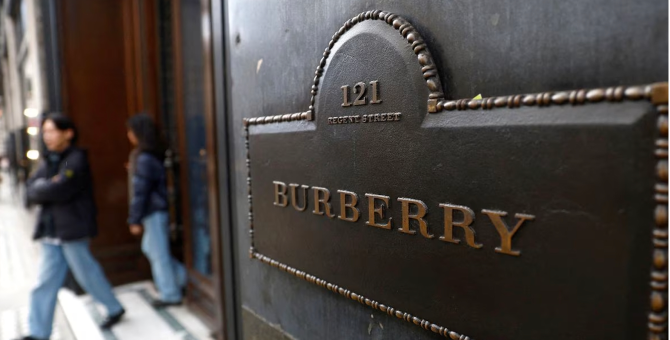 Продажи Burberry в Китае упали на 23% из-за пандемии