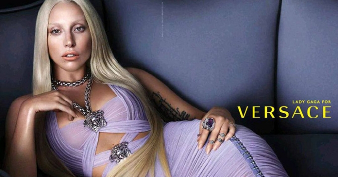 Леди Гага для Versace: первые кадры