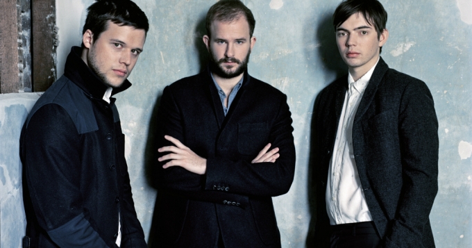 Кавер White Lies на трек Ride Ланы Дель Рей